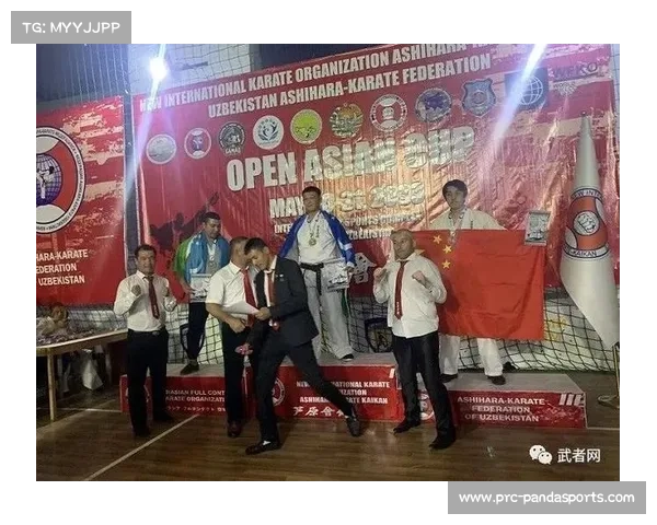 中国选手在世界武道大会空手道赛中勇夺型与组手双金创历史佳绩 中国选手在世界武道大会空手道赛中勇夺型与组手双金创历史佳绩